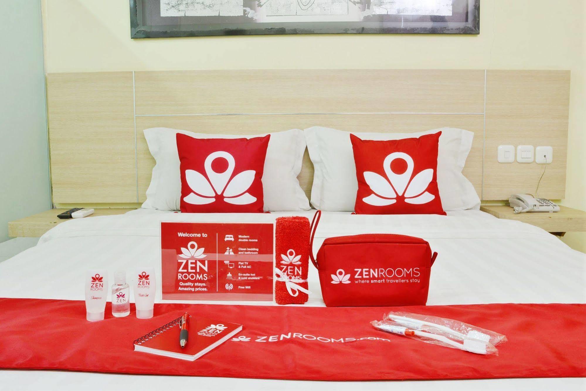Zen Rooms Rujia Pecenongan 자카르타 외부 사진