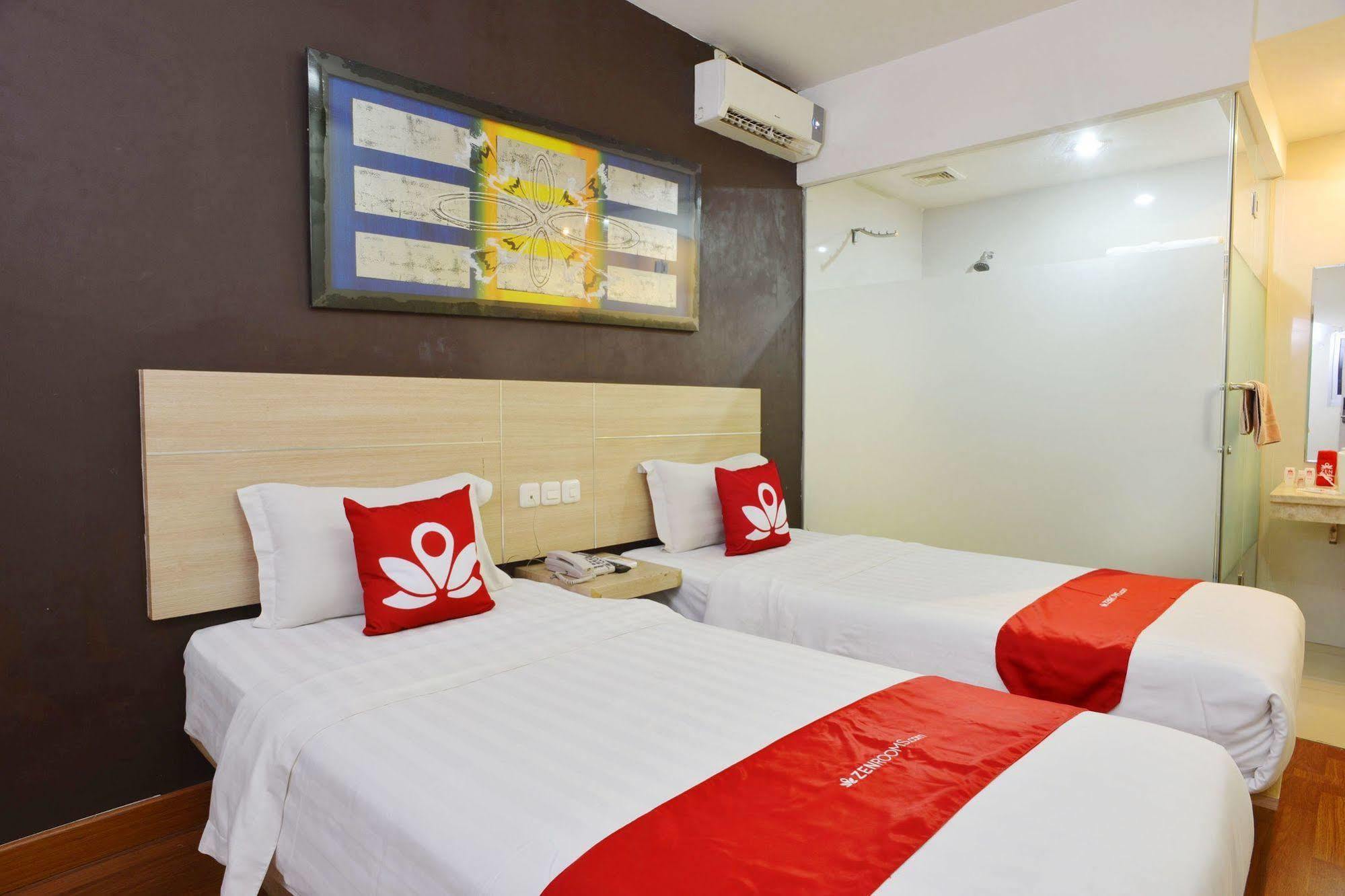 Zen Rooms Rujia Pecenongan 자카르타 외부 사진