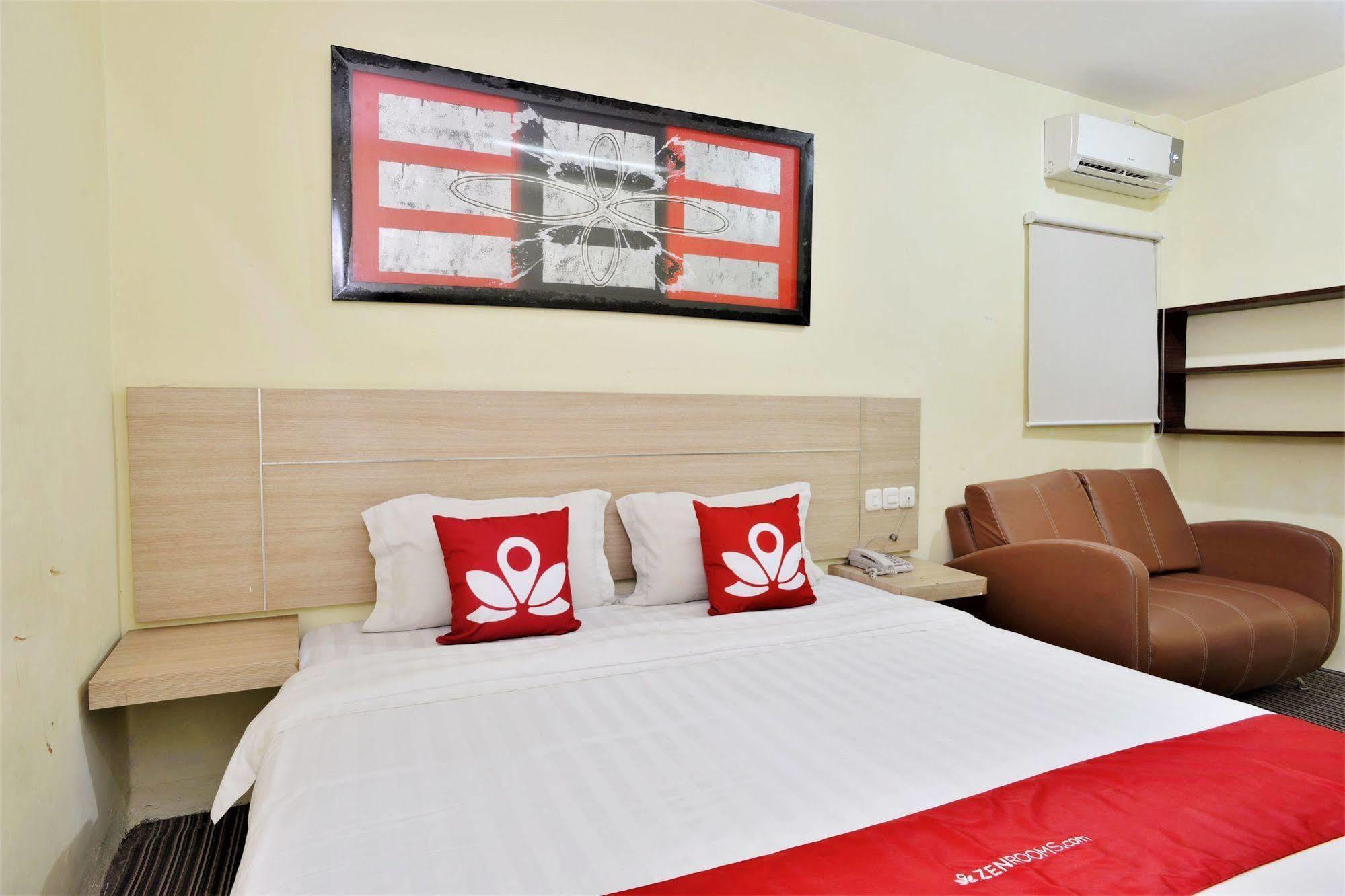 Zen Rooms Rujia Pecenongan 자카르타 외부 사진